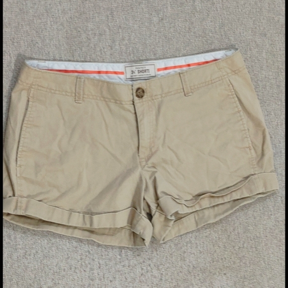 Old Navy Shorts - Picture 1 of 3